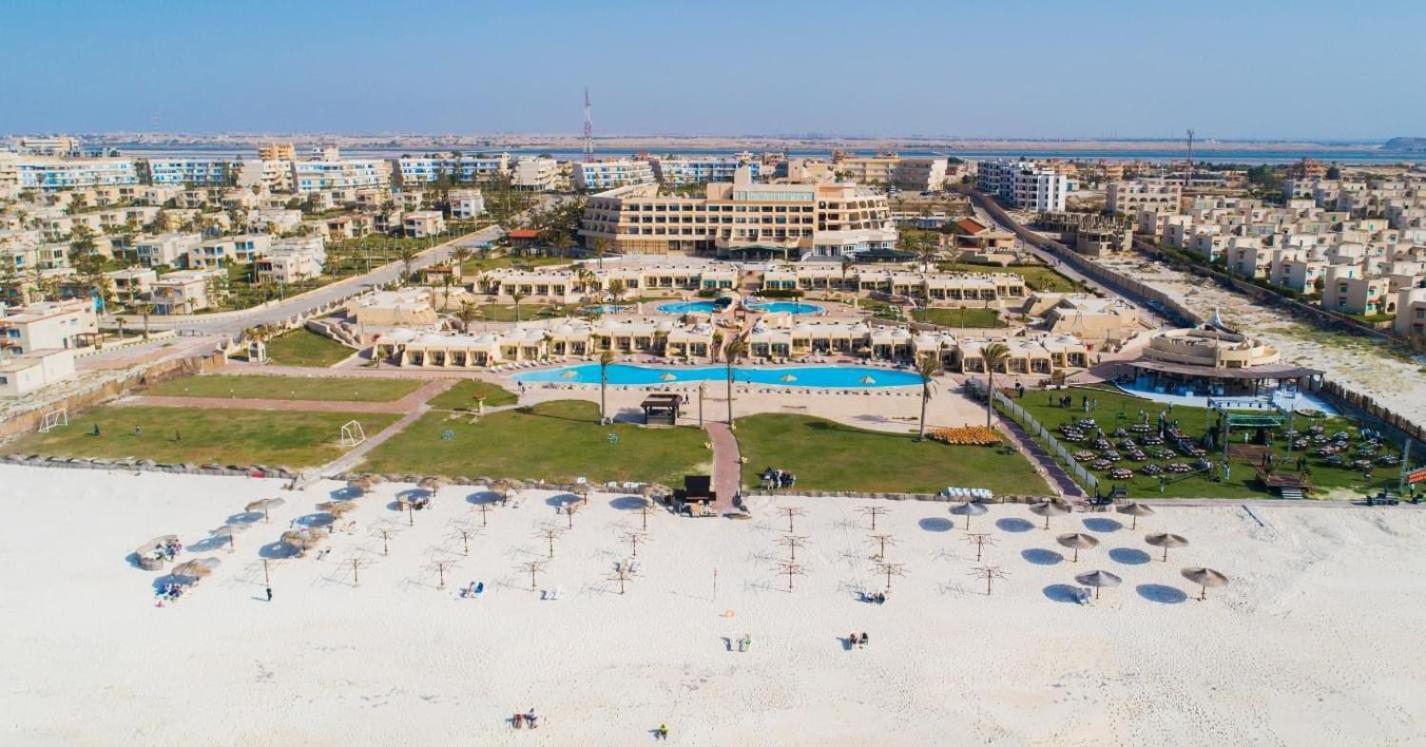 Borg El Arab Beach Resort Exterior foto Aerial view of the resort